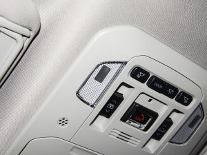 2022380T (q)F 7 п؅^(q)