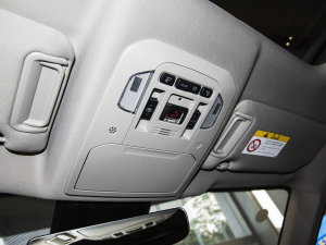 2022380T (q)F 7 п؅^(q)