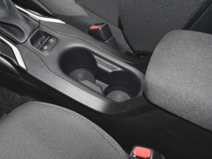 2023款2.0L 领先版 前排杯架