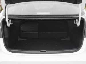 2023款2.0L 领先版 空间座椅