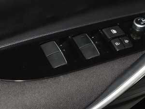 2023Ŀ 2.0L IȰ п؅^