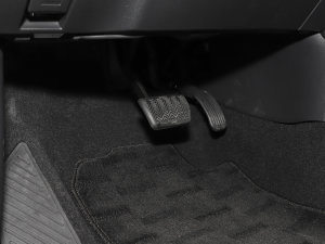 2023Ŀ 2.0L IȰ п؅^