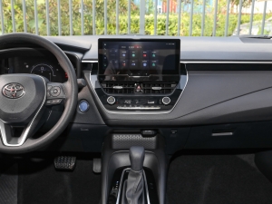 2023款双擎 2.0L 领先版 中控台