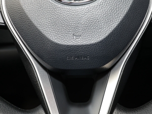 2023款双擎 2.0L 领先版 中控区