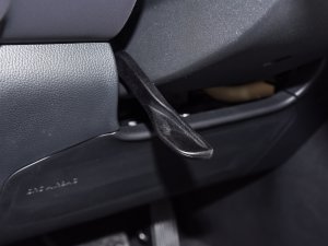 2023p 2.5L 򌾫Ӣ 7 п؅^