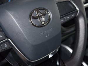 2023p 2.5L 򌾫Ӣ 7 п؅^