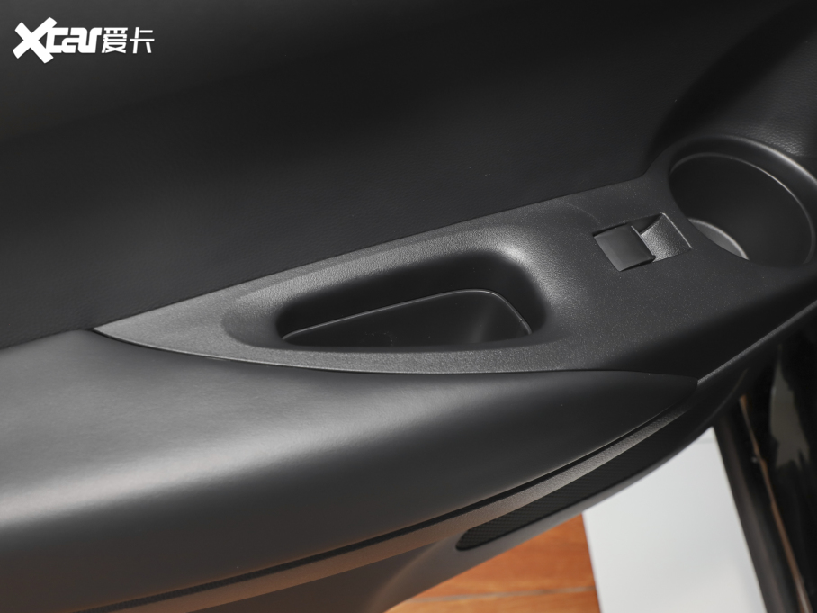 2023hm_(d) 2.0L 늻p A