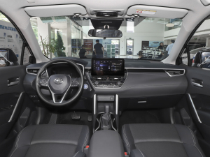 2023款2.0L 智能电混双擎 豪华版 内饰全景