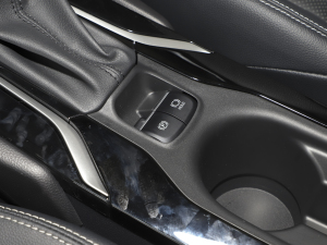 20232.0L 늻p A v܇Ƅ