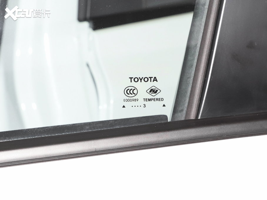 2023���S��C-HR 2.0L ���m��