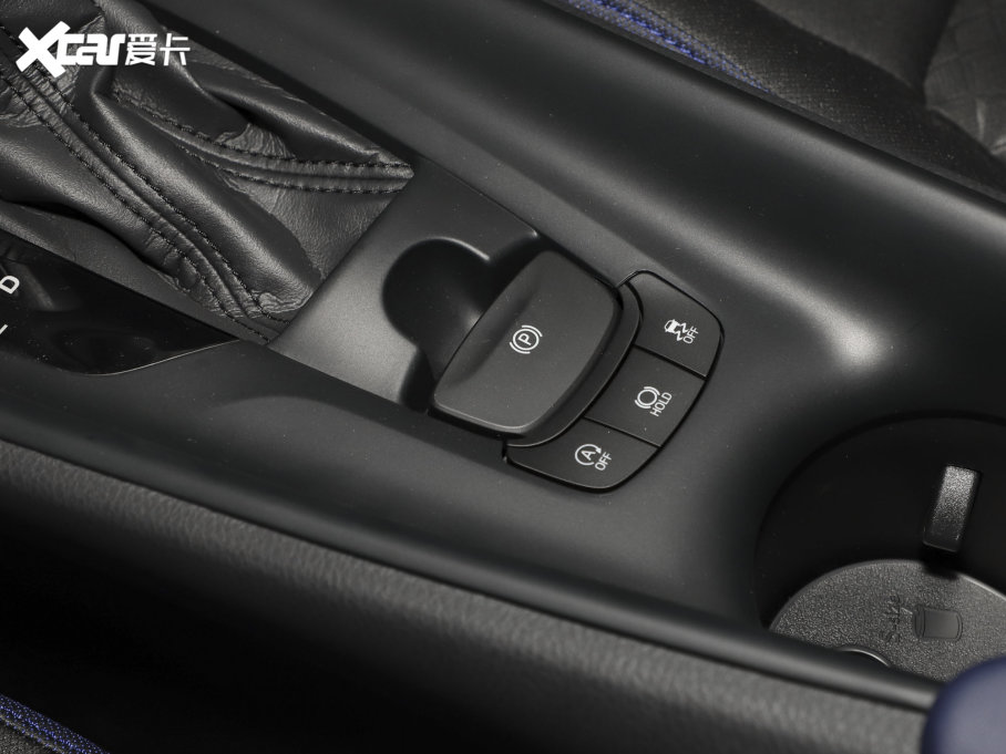 2023���S��C-HR 2.0L ���m��