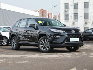 2023款2.0L CVT两驱领先版 右前45度
