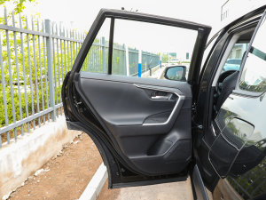 20232.0L CVT(q)APLUS ܇T