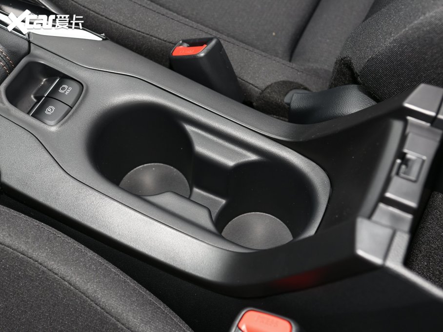 2023p 늻p 1.8L I(lng)Ȱ