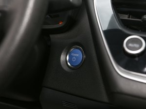 2023늻p 1.8L IȰ п؅^