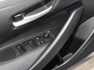 2023늻p 1.8L IȰ п؅^