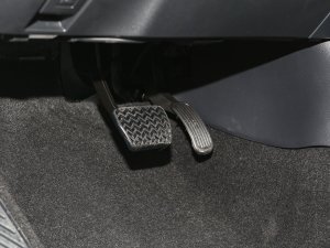 2023늻p 1.8L IȰ п؅^