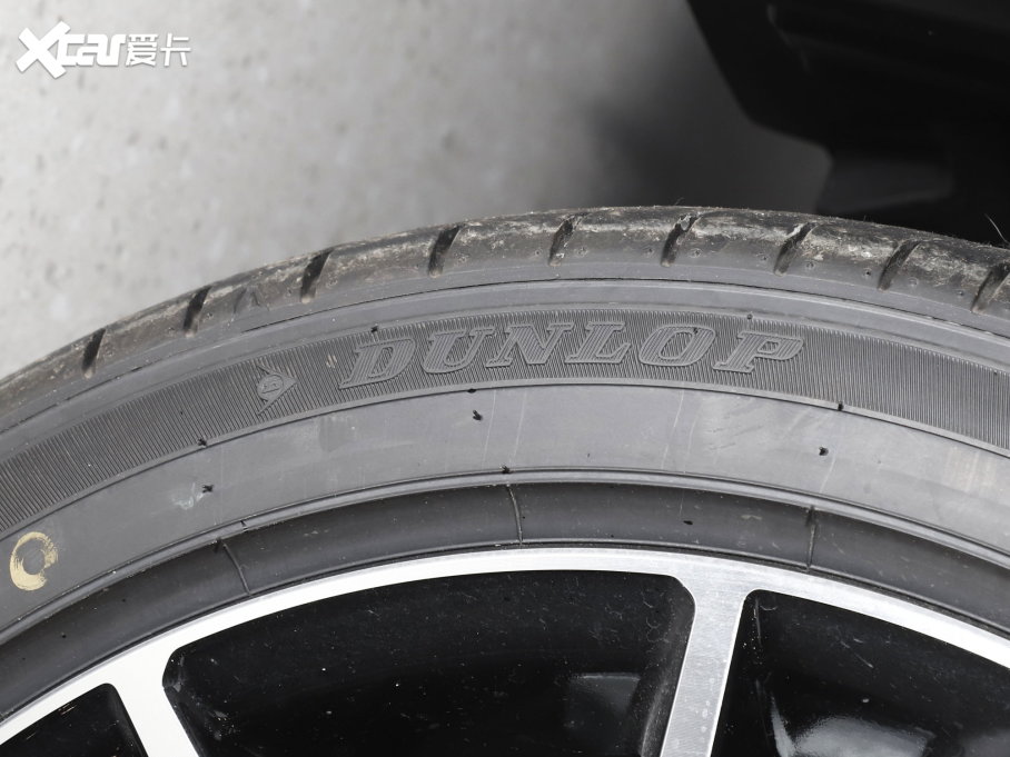 2023��P���� 2.0S �h�а�