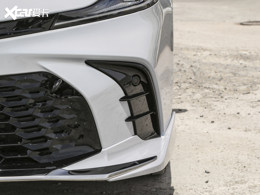 2024P p 2.5HXS \ Plus