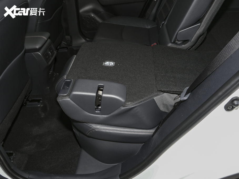 2024�����m�_�p�� �p�� 2.5L E-CVT�����APLUS��