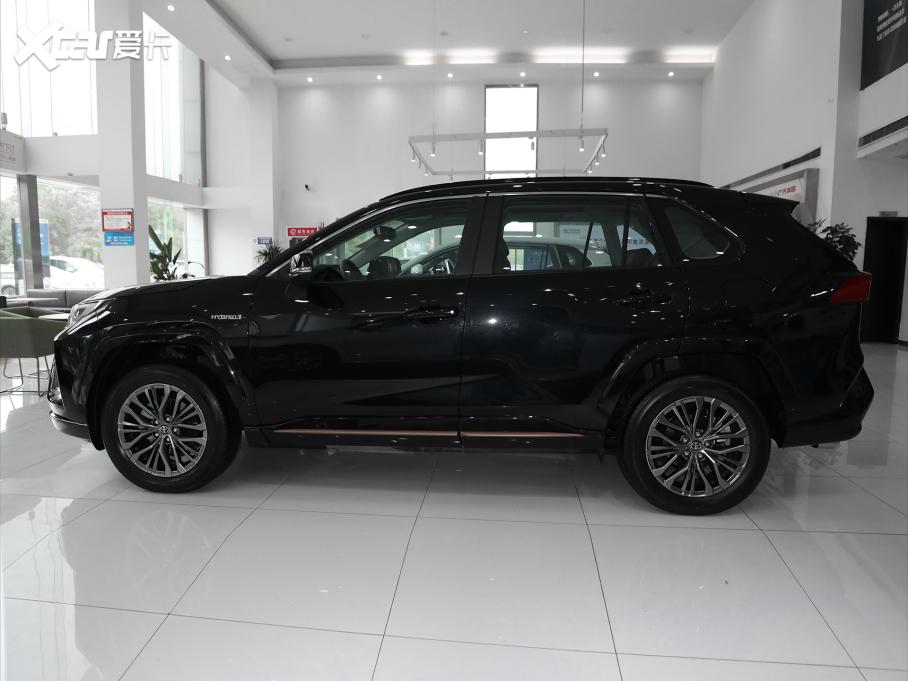 2024�����m�_�p�� �p�� 2.5L E-CVT�����APLUS��