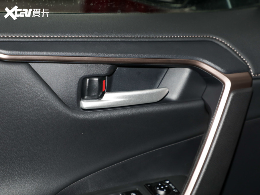 2024�����m�_�p�� �p�� 2.5L E-CVT�����APLUS��