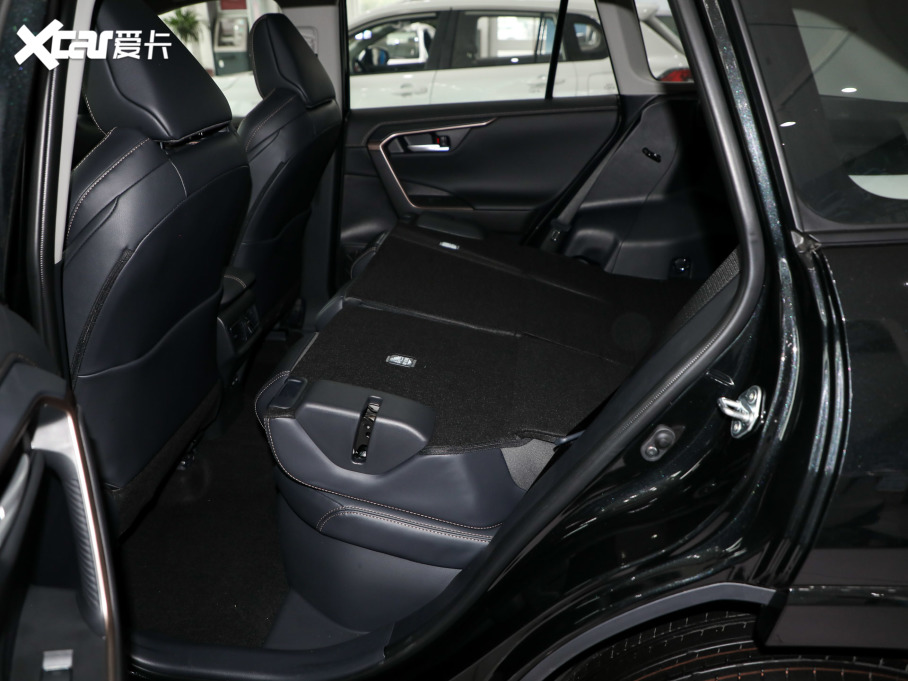 2024m_(d)p p 2.5L E-CVT(q)APLUS