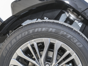 2024���p�� 2.5L E-CVT�����APLUS�� �������^