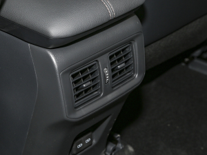 2024p 2.5L E-CVTAPLUS п؅^