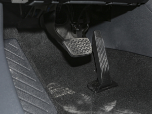 2024p 2.5L E-CVTAPLUS п؅^