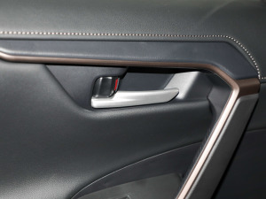 2024p 2.5L E-CVTAPLUS п؅^