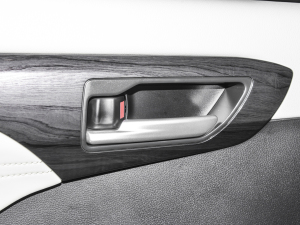 2024380T (q)F 7 п؅^(q)