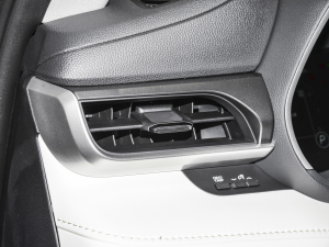 2024380T (q)F 7 п؅^(q)