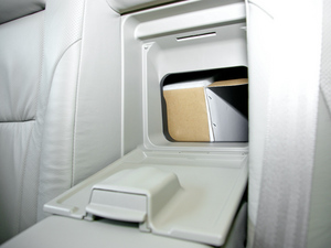 2010款200G NAVI豪华导航版 空间座椅