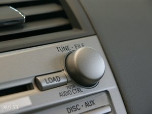 2010款240G 豪华版 中控区