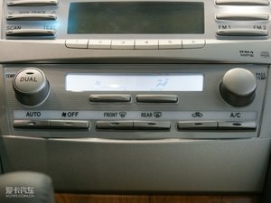 2010款240G 豪华版 空调调节