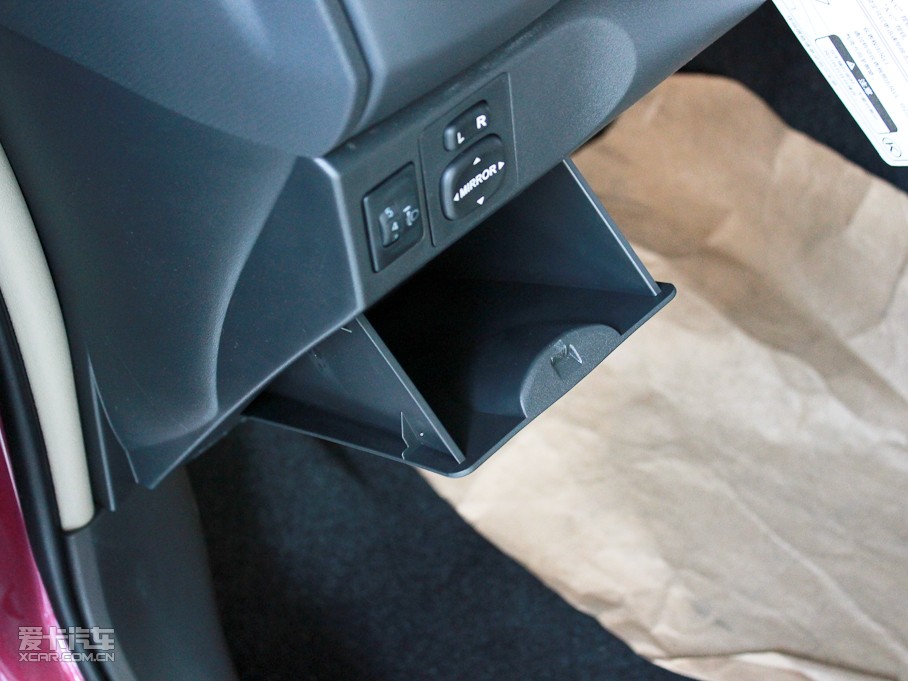 2011������ʿ 1.6E �Ԅ��ȄӰ�