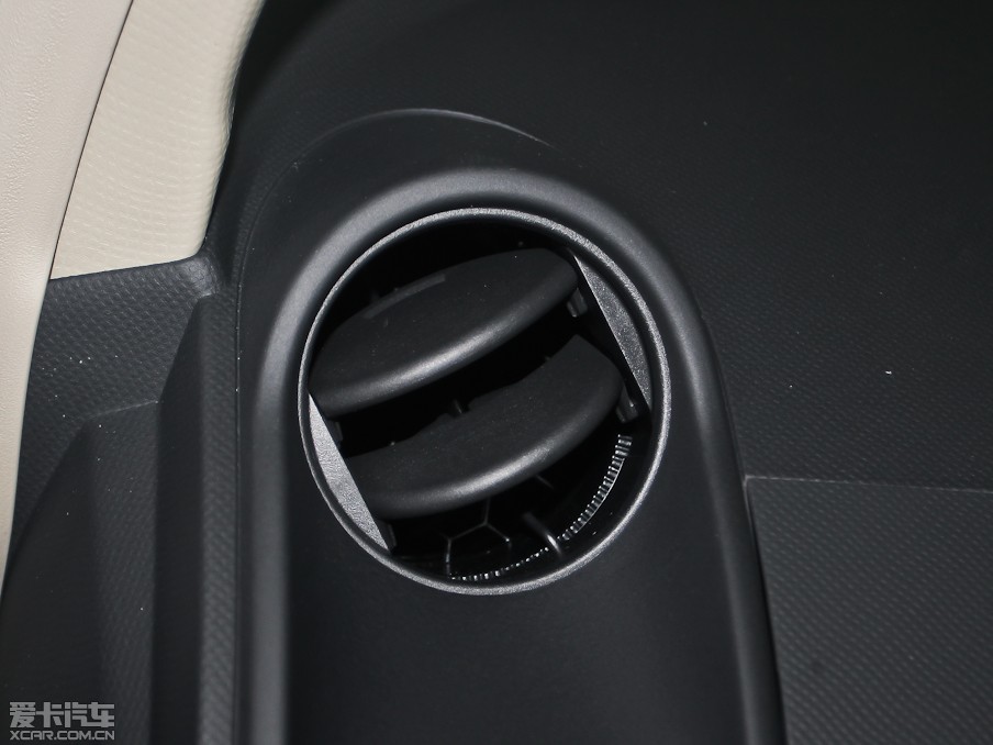 2011������ʿ 1.6E �Ԅ��ȄӰ�