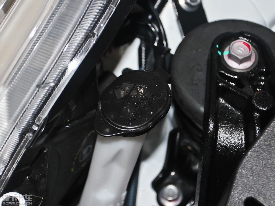 2011ʿ 1.6E Ԅ(dng)Ȅ(dng)