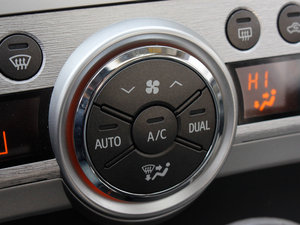 2011200V 7CVT п؅^(q)