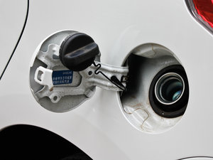 2011款200V 7座CVT至尊导航版 细节外观