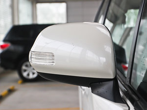 2011款180E 5座CVT精英版 细节外观