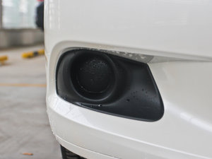 2011款180E 5座CVT精英版 细节外观
