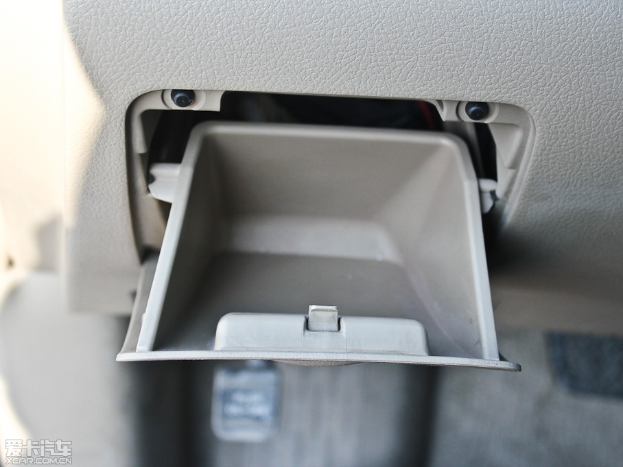 2011hm_(d) 2.7L (q)A(do)