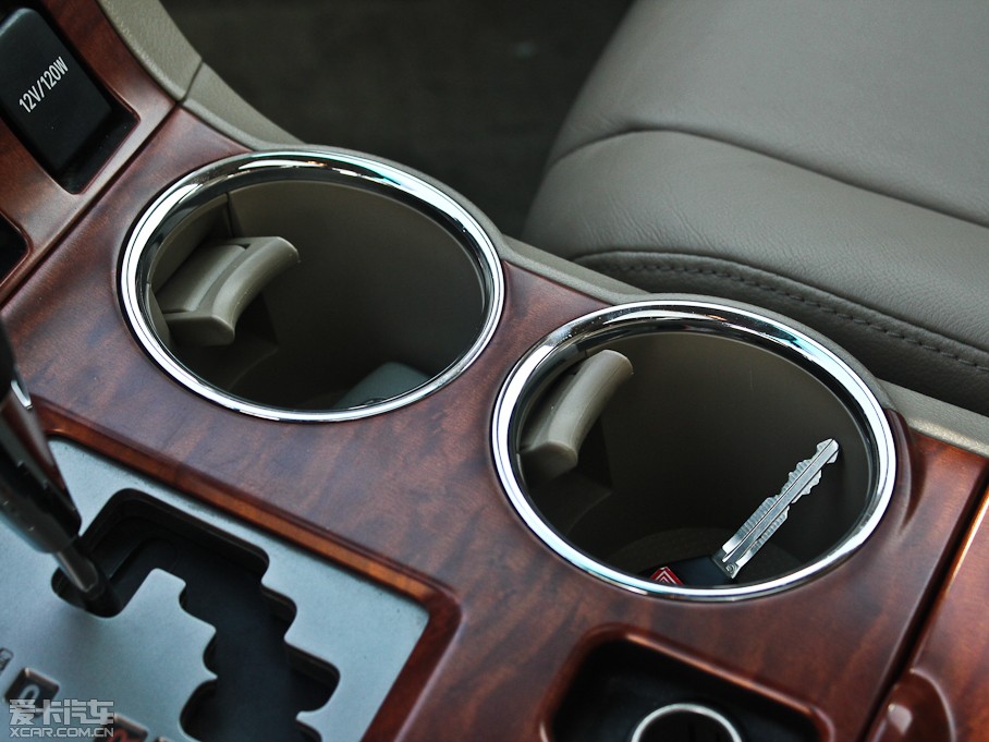 2011hm_(d) 2.7L (q)A(do)