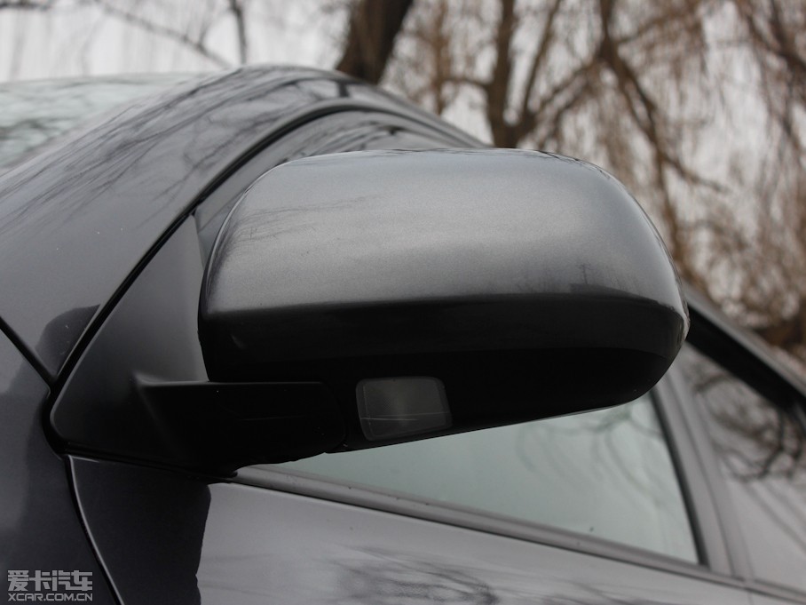 2011hm_(d) 2.7L (q)A(do)