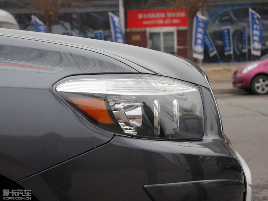 2011hm_(d) 2.7L (q)A(do)