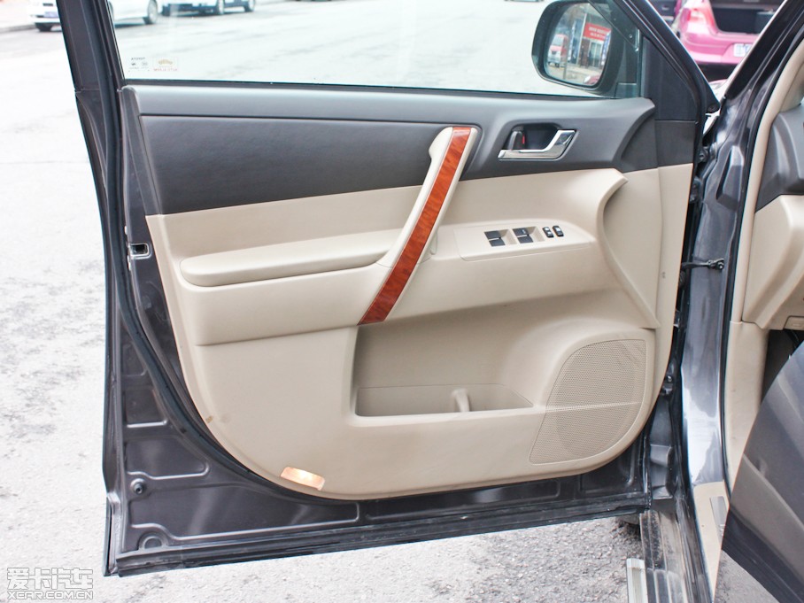 2011hm_(d) 2.7L (q)A(do)