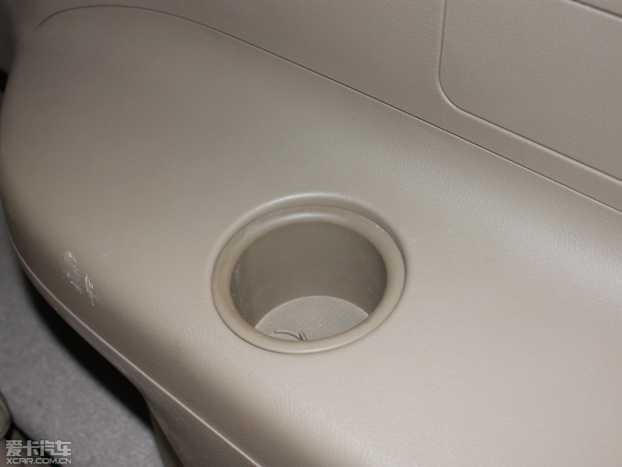 2011��h�m�_ 2.7L �����A������