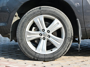 2011款2.7L 两驱豪华导航版 轮圈